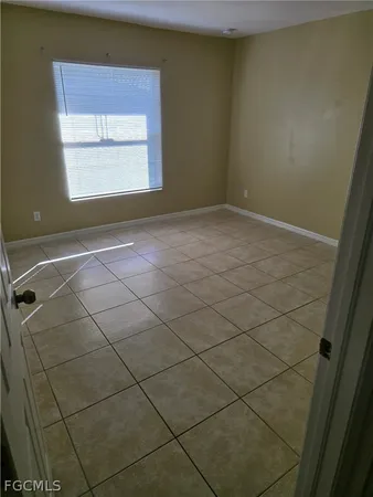 $1,300 | 2633 Sunniland Boulevard, Lehigh Acres, FL 33971