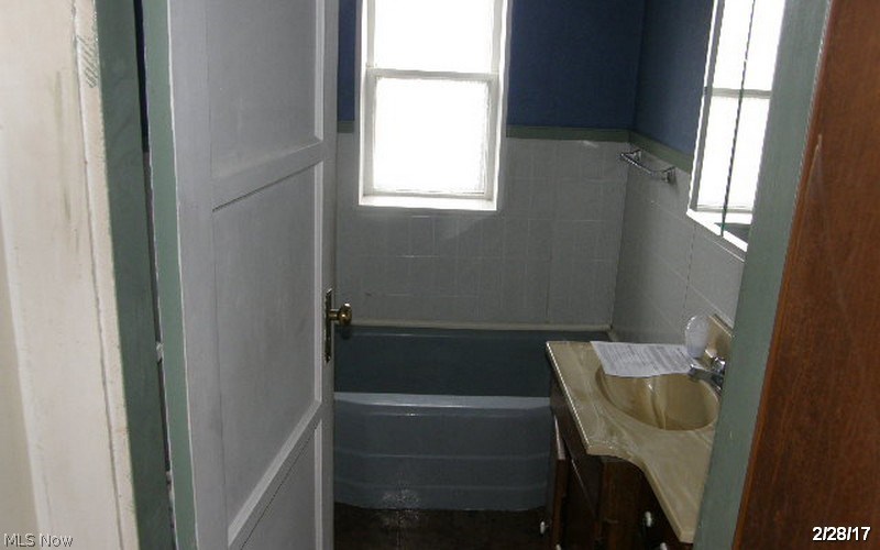 3287 McMackin Road Madison, OH 44057 - Photo 5 of 13 Gallery Image 5