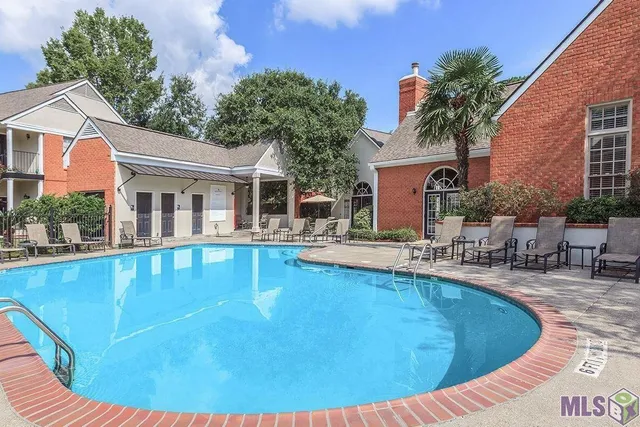 $166,000 | 7824 Jefferson Pl Boulevard, Unit 14C, Baton Rouge, LA 70809