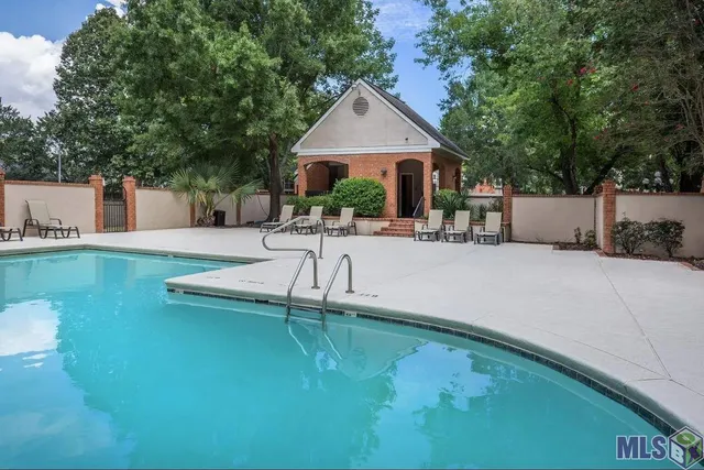 $166,000 | 7824 Jefferson Pl Boulevard, Unit 14C, Baton Rouge, LA 70809