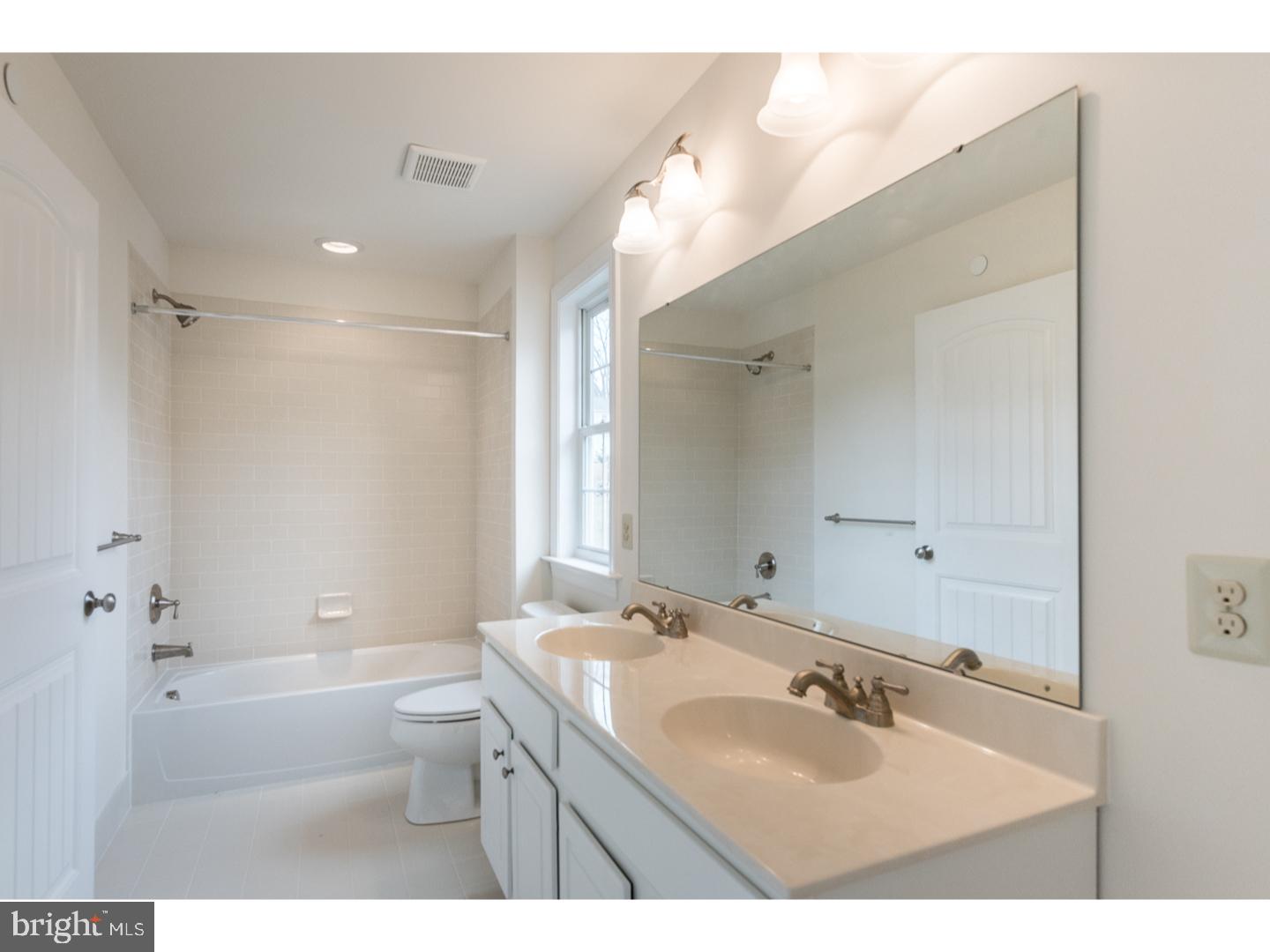 116 North Hillcrest Road Springfield, PA 19064 - Photo 21 of 24 Bathroom