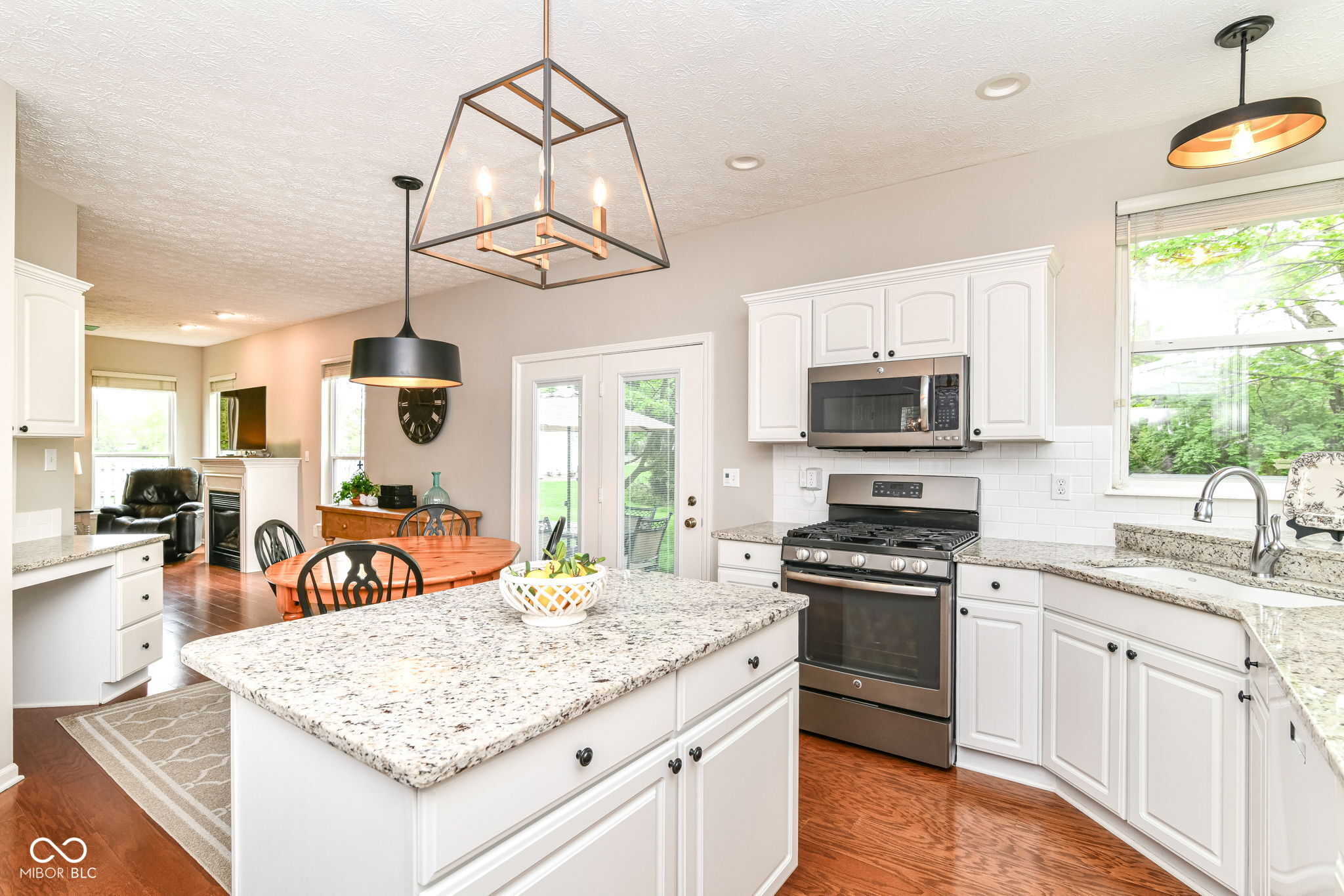 10524 Hawks Ridge Court Fishers, IN 46037 - Photo 8 of 48 Gallery Image 8