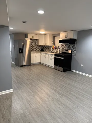 $1,850 | 323 22nd Avenue, Unit G, Bellwood, IL 60104