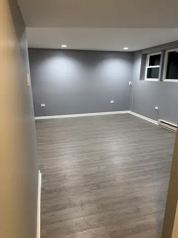 $1,850 | 323 22nd Avenue, Unit G, Bellwood, IL 60104