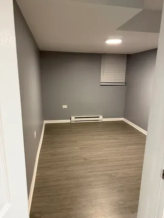 $1,800 | 323 22nd Avenue, Unit G, Bellwood, IL 60104