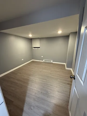 $1,850 | 323 22nd Avenue, Unit G, Bellwood, IL 60104