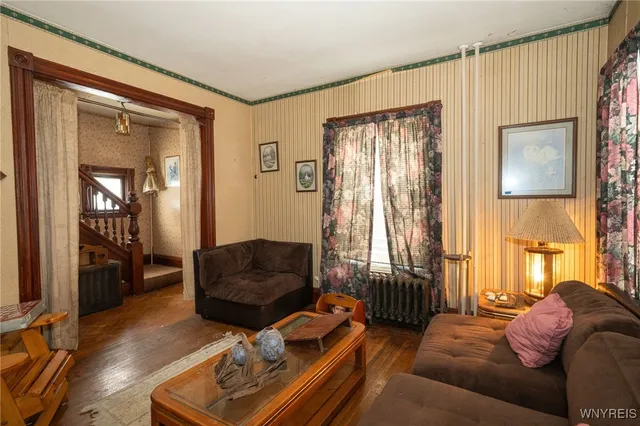 $199,900 | 391 Walnut Street, Lockport City, NY 14094