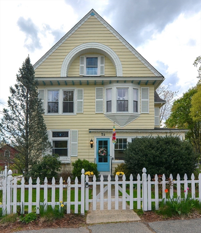 24 Main Street Upton, MA 01568 - Photo 1 of 40
