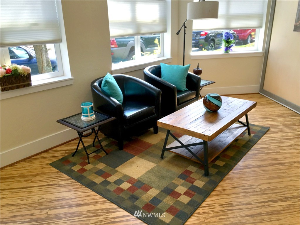 3929 Bridge Way North, Unit 101 Seattle, WA 98103 - Photo 13 of 18