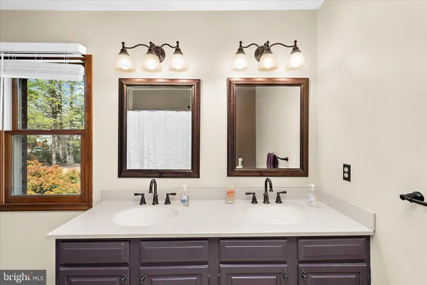 $798,900 | 303 Swaying Oak Court, Severna Park, MD 21146