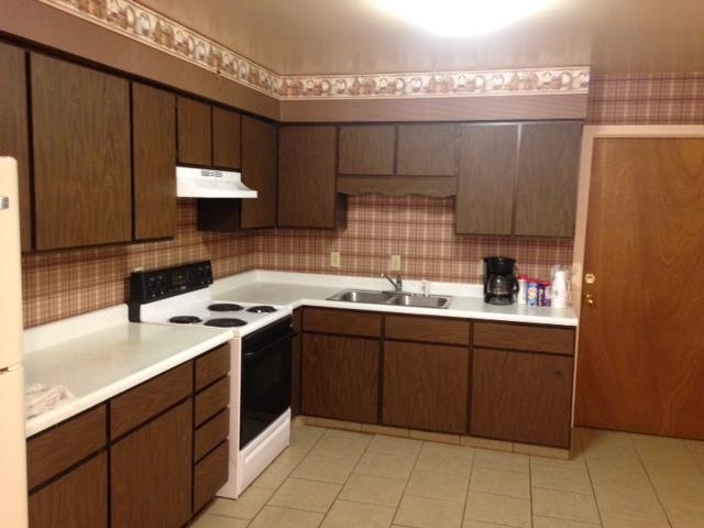233 Park Lane Butler, IN 46721 - Photo 2 of 5