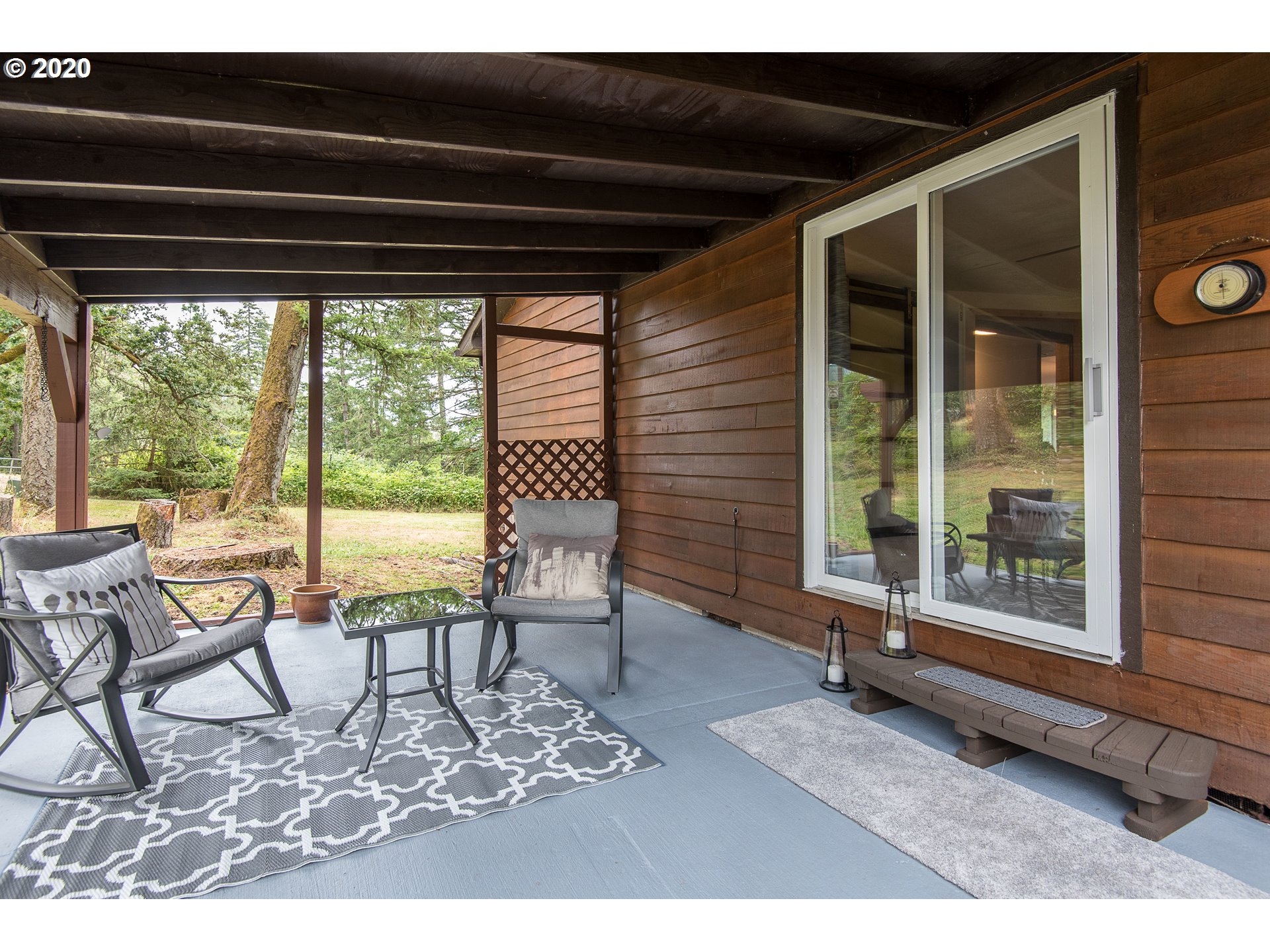 31360 Fox Hollow Road Eugene, OR 97405 - Photo 3 of 31 Gallery Image 3