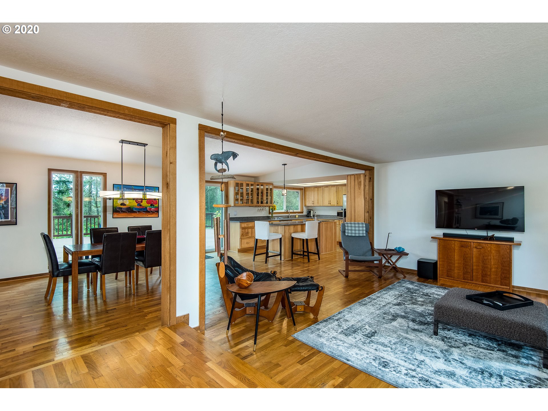 31360 Fox Hollow Road Eugene, OR 97405 - Photo 6 of 31 Gallery Image 6