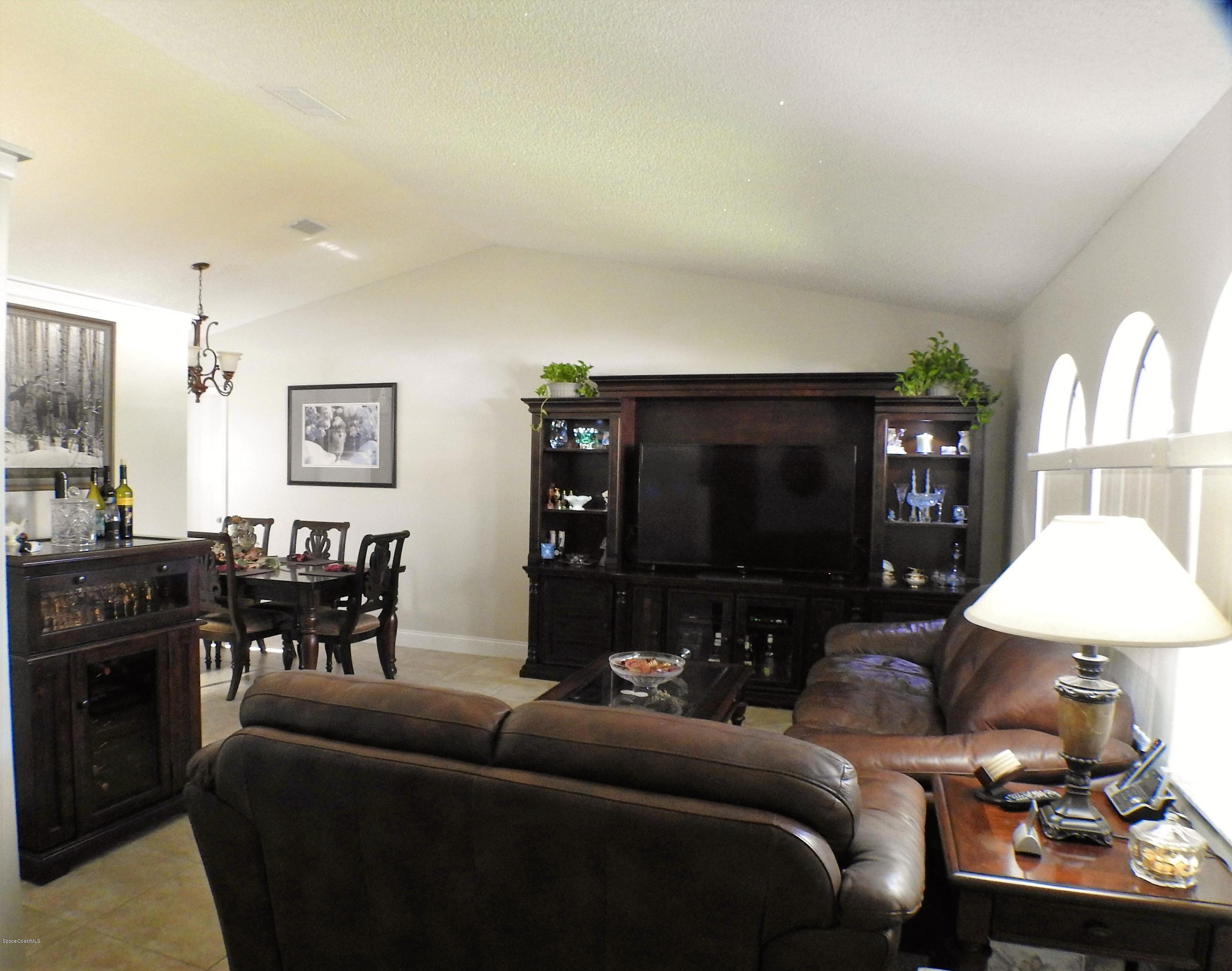 5988 Rena Avenue Cocoa, FL 32927 - Photo 5 of 35 Living 3