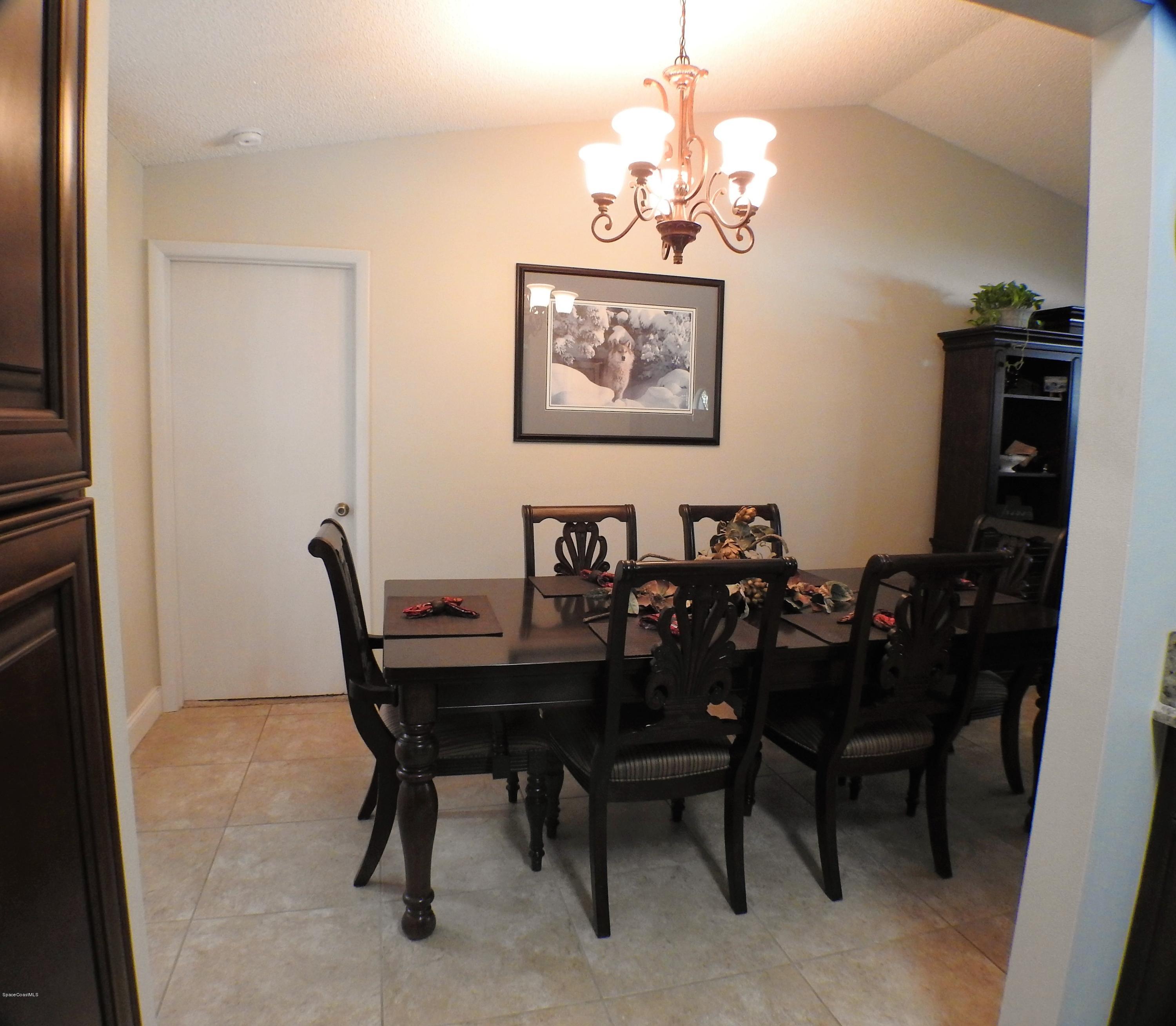 5988 Rena Avenue Cocoa, FL 32927 - Photo 8 of 35 Dining