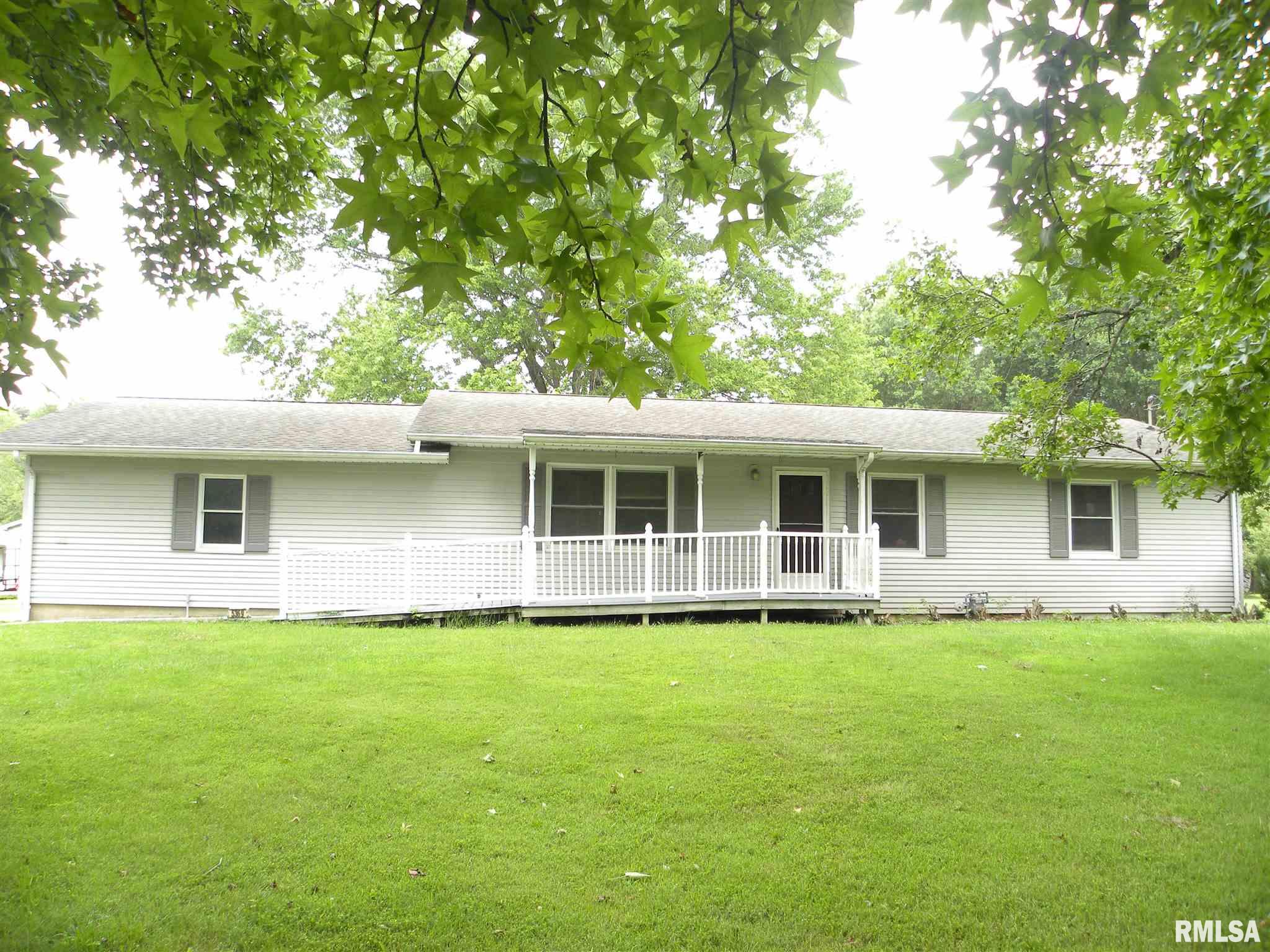 5369 Country Club Road Murphysboro, IL 62966 - Photo 4 of 17