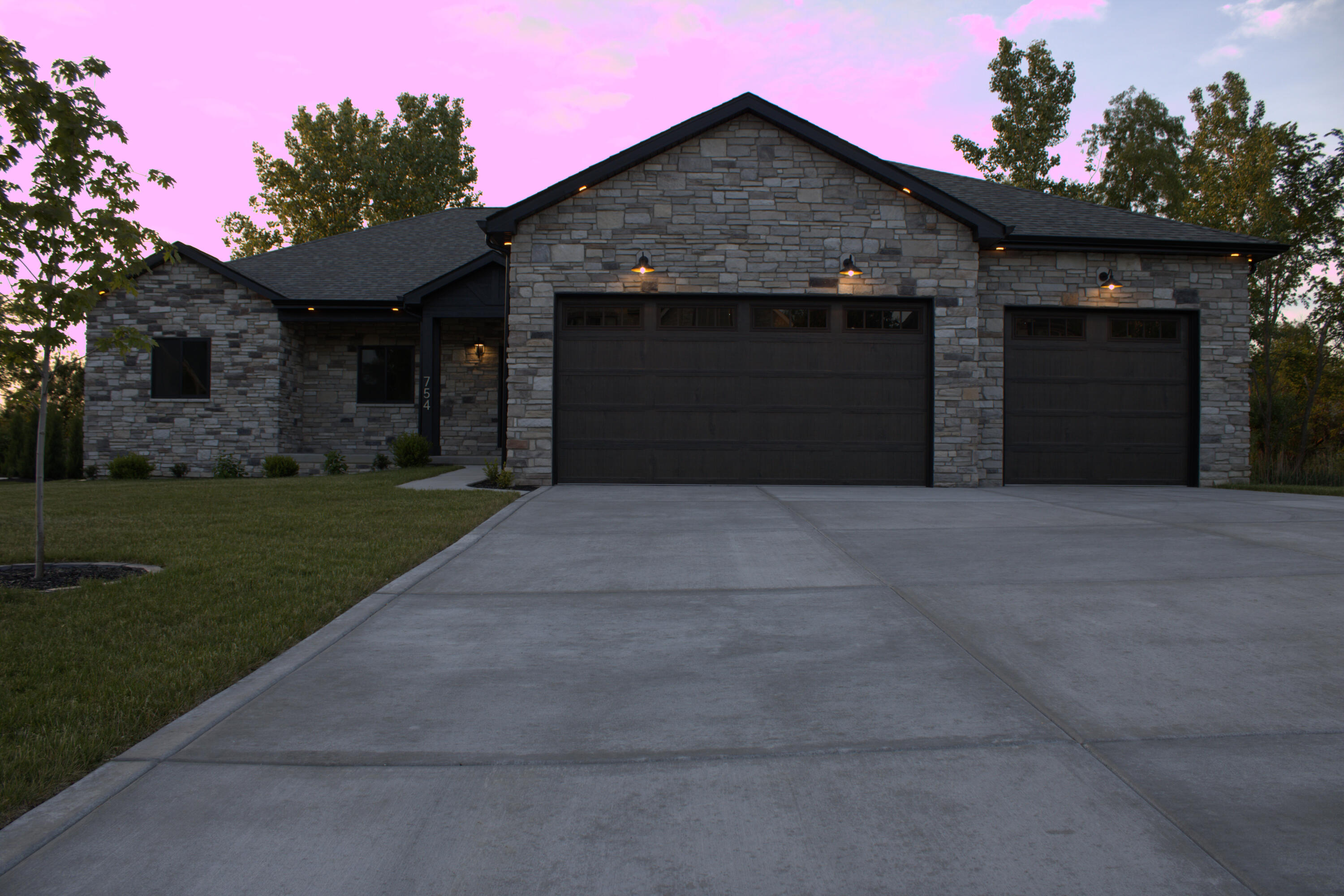 754 Cirque Drive Crown Point, IN 46307 - Photo 2 of 49 3000x2000