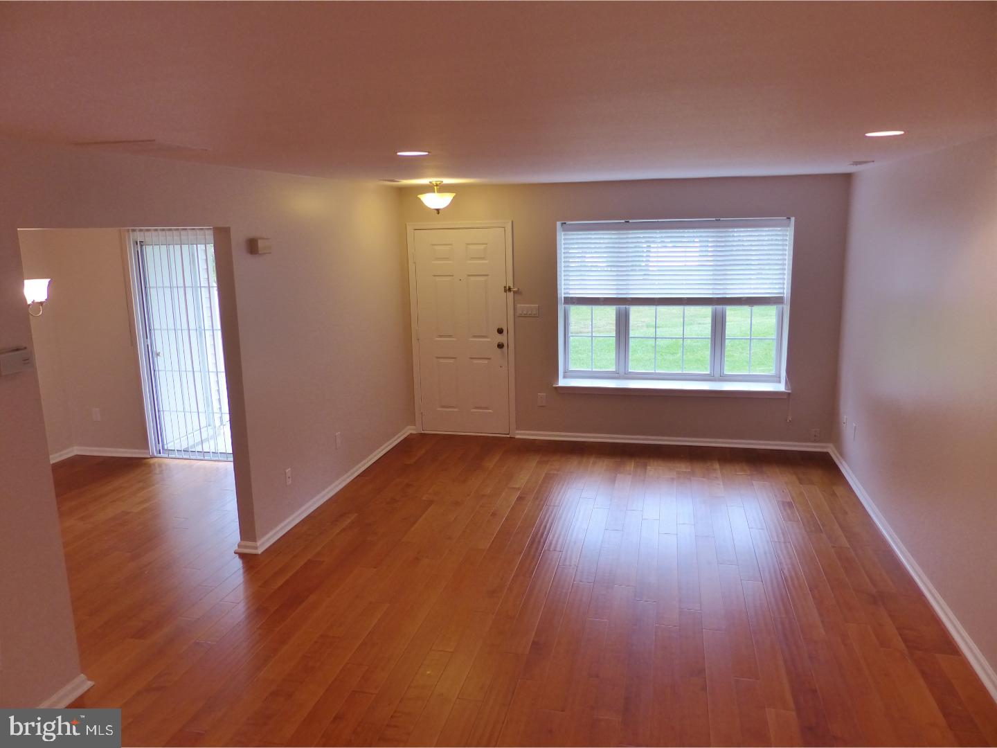 2606 Stokes Road Mount Laurel, NJ 08054 - Photo 3 of 23 Living Room