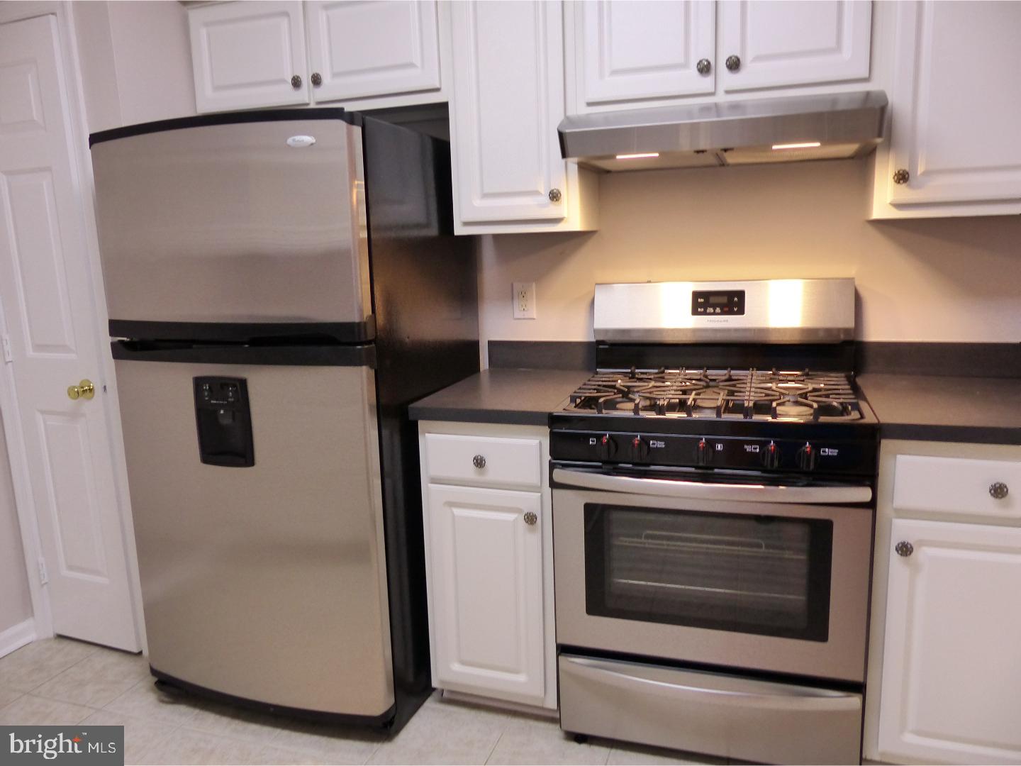 2606 Stokes Road Mount Laurel, NJ 08054 - Photo 9 of 23 Kitchen