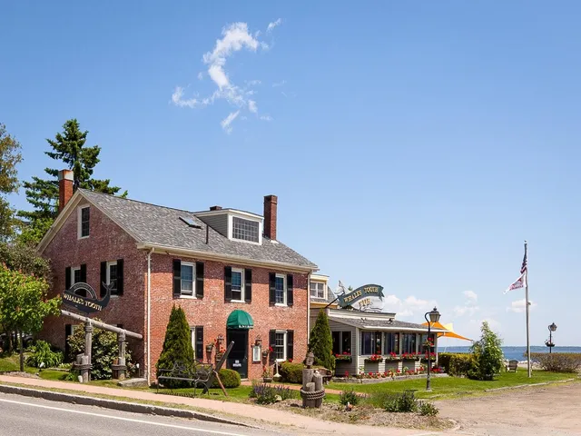 $1,190,000 | 2531 Atlantic Highway, Lincolnville, ME 04849