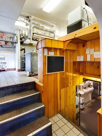 $1,190,000 | 2531 Atlantic Highway, Lincolnville, ME 04849