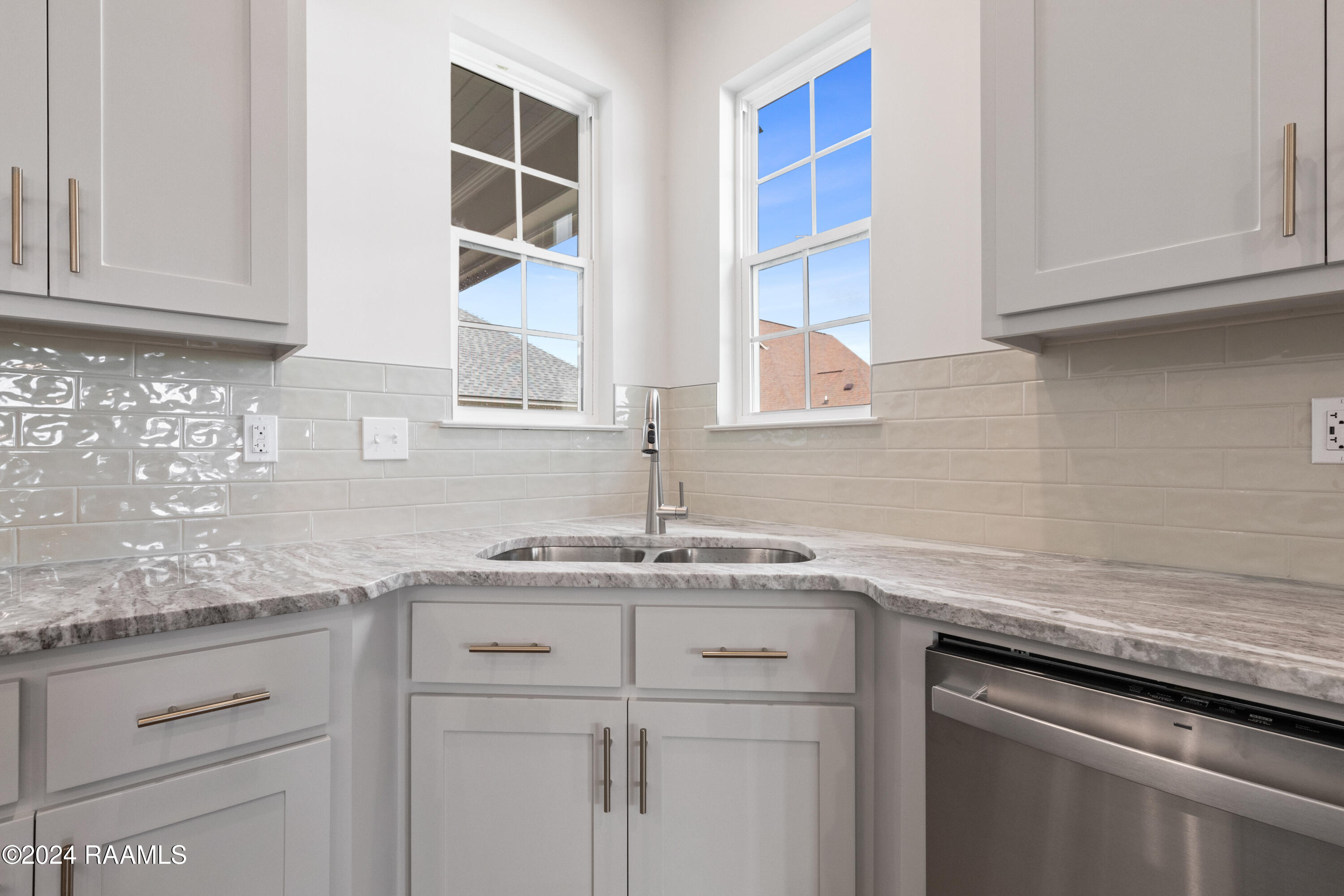 204 Bennington Lane Youngsville, LA 70592 - Photo 11 of 29 204Bennington-40