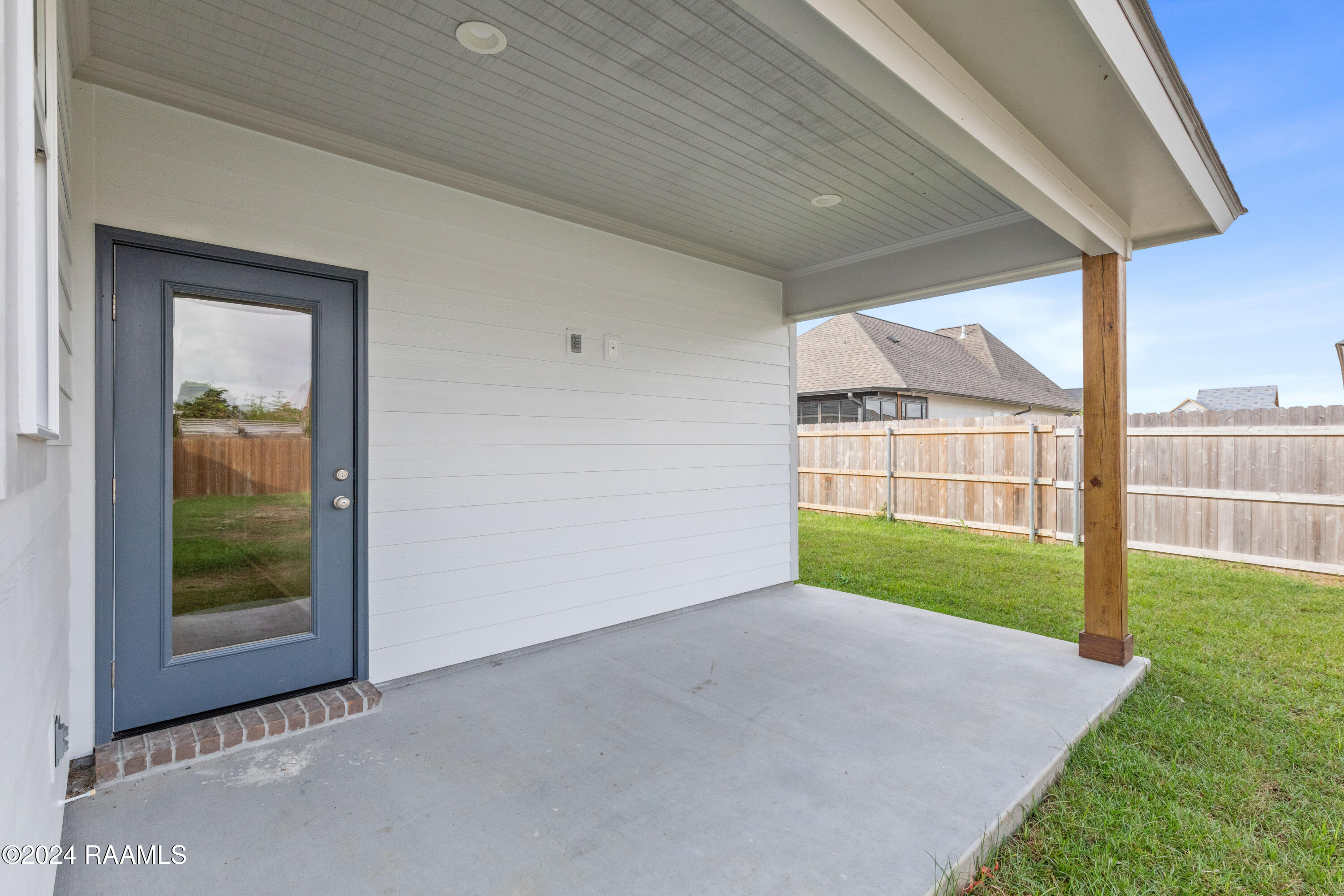 204 Bennington Lane Youngsville, LA 70592 - Photo 27 of 29 204Bennington-6