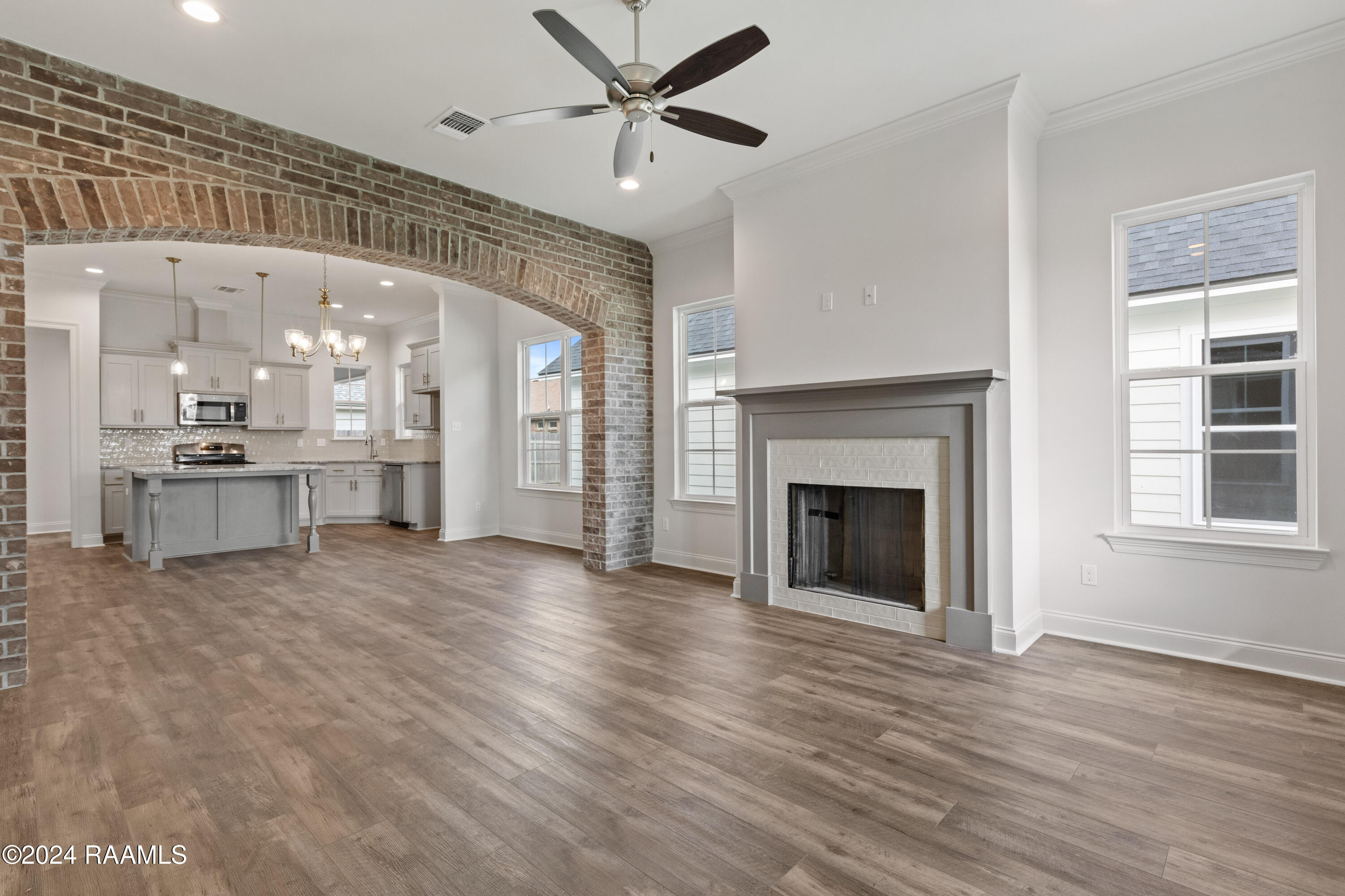 204 Bennington Lane Youngsville, LA 70592 - Photo 3 of 29 204Bennington-16