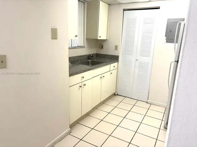 $2,150 | 566 Northwest 114th Avenue, Unit 203, Sweetwater, FL 33172