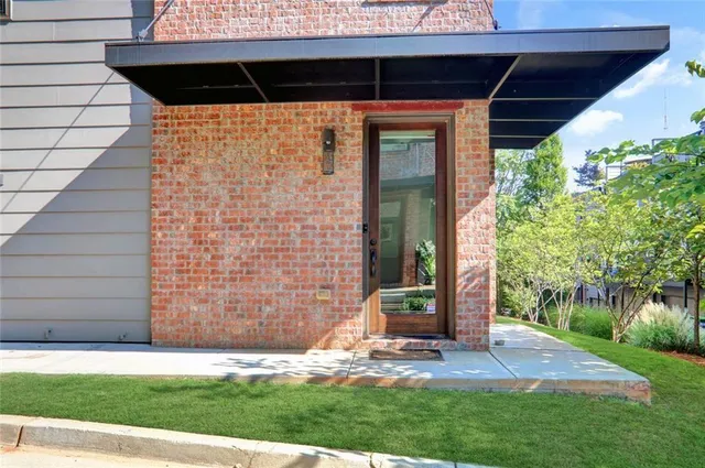 $6,000 | 623 Irwin Street Northeast, Atlanta, GA 30312