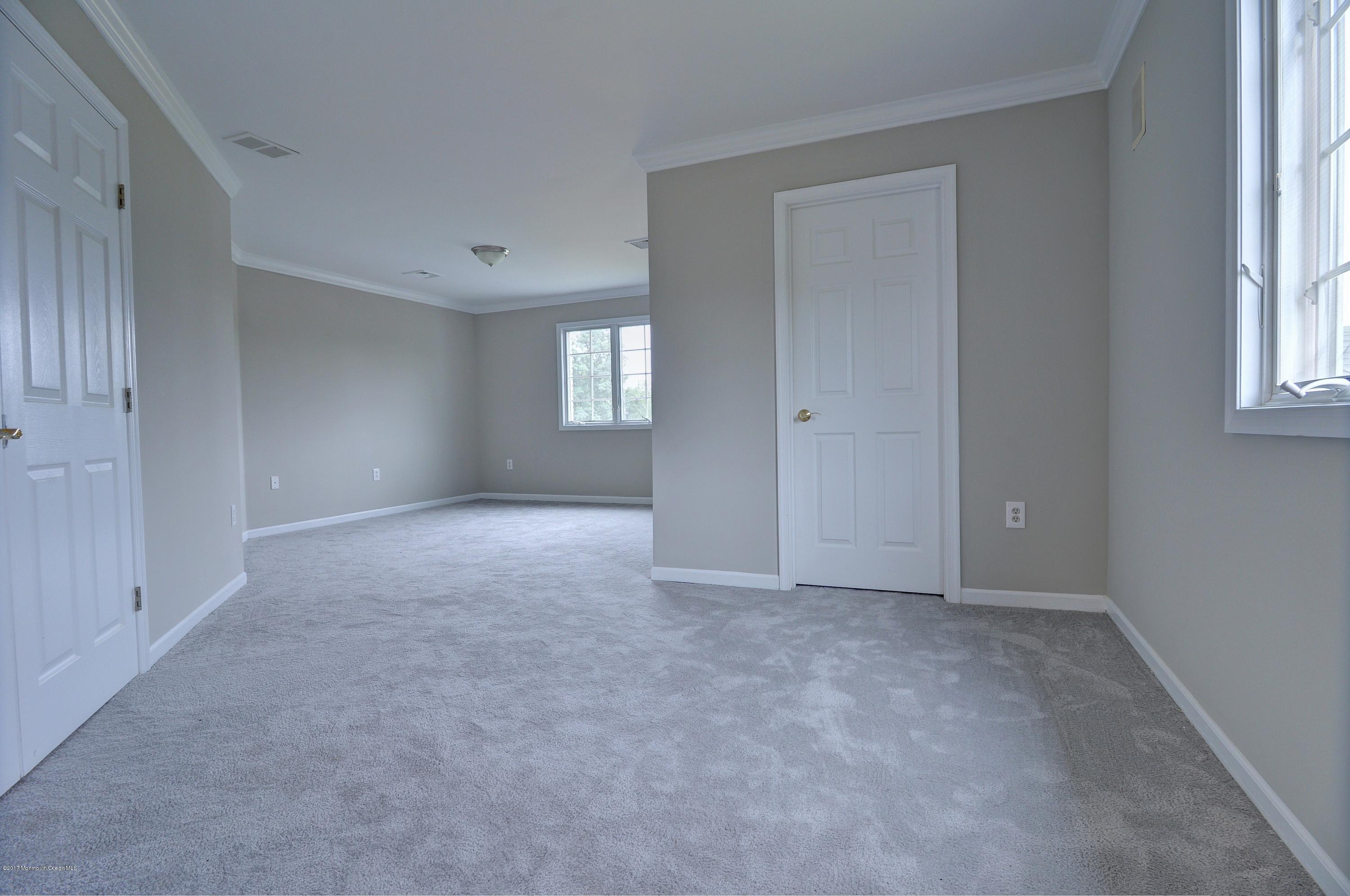 68 Mill Road Manalapan, NJ 07726 - Photo 17 of 28 017_Master