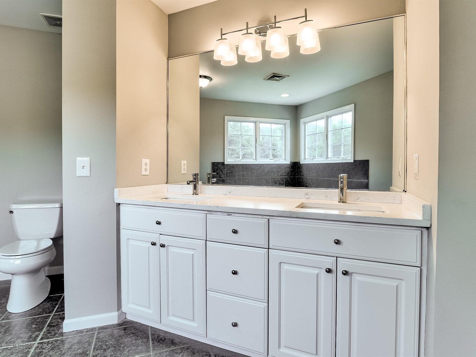 68 Mill Road Manalapan, NJ 07726 - Photo 20 of 28 020_Master Bathroom