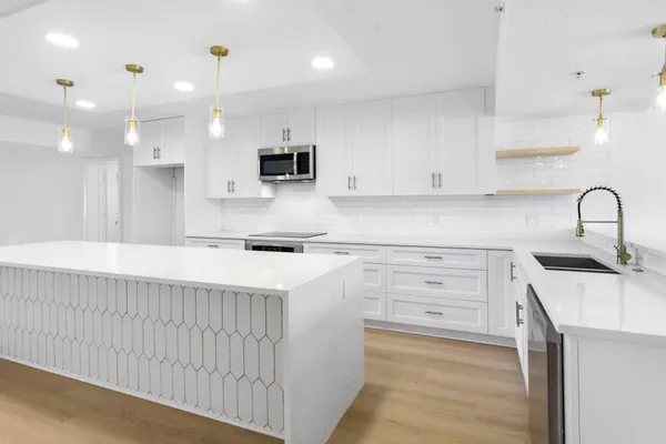 $549,000 | 601 Seafarer Circle, Unit 101, Jupiter, FL 33477