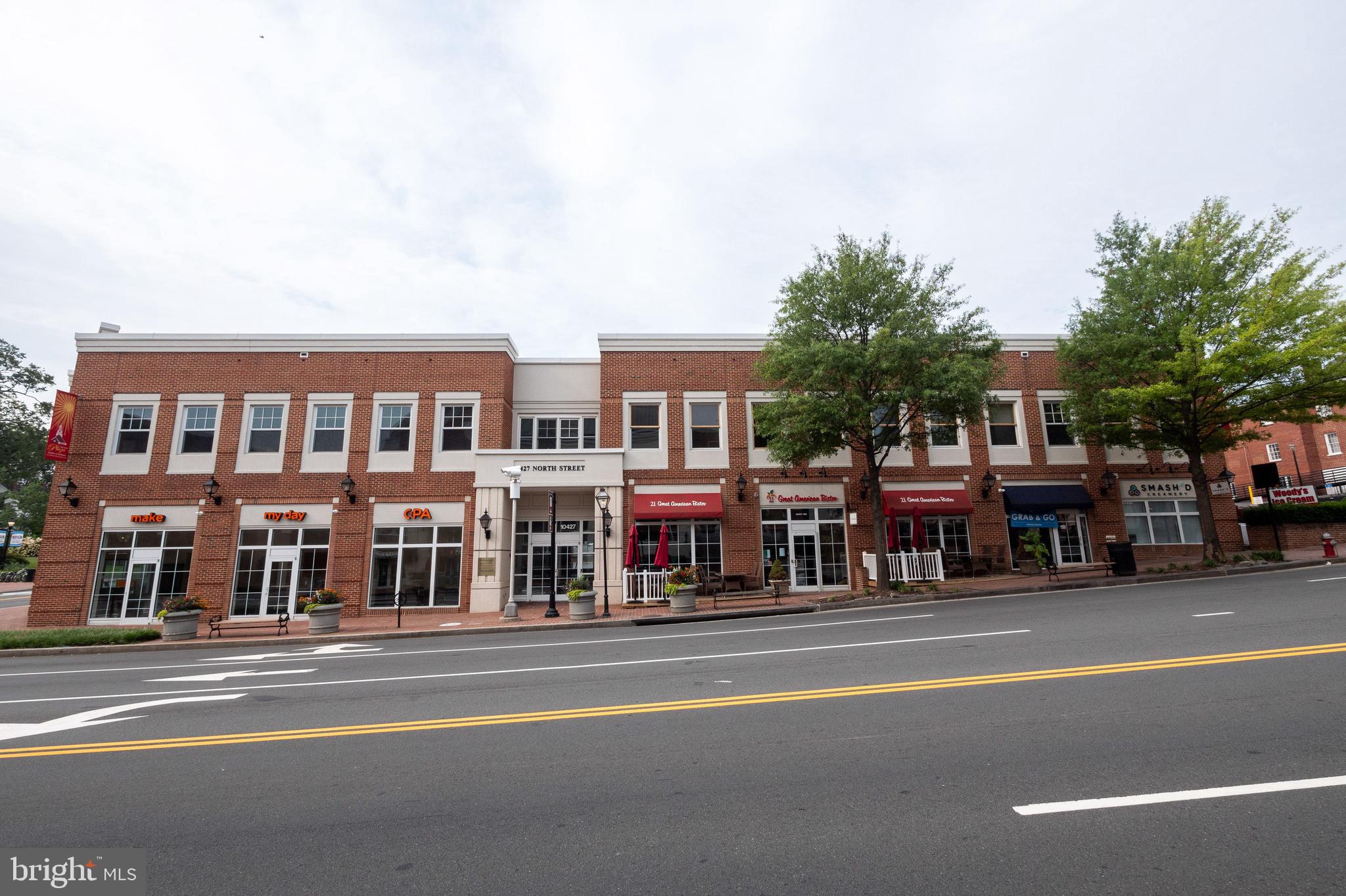 3909 Chain Bridge Road Fairfax, VA 22030 - Photo 39 of 46 Short walk to Historic Fairfax