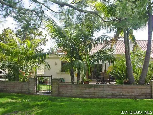 816 Caminito Verde Carlsbad, CA 92011 - Photo 1 of 1 a view of a yard and a house