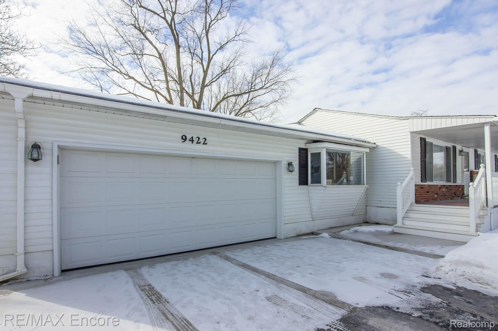 9422 Green Road Goodrich, MI 48438 - Photo 5 of 44 IMG_2372.jpg