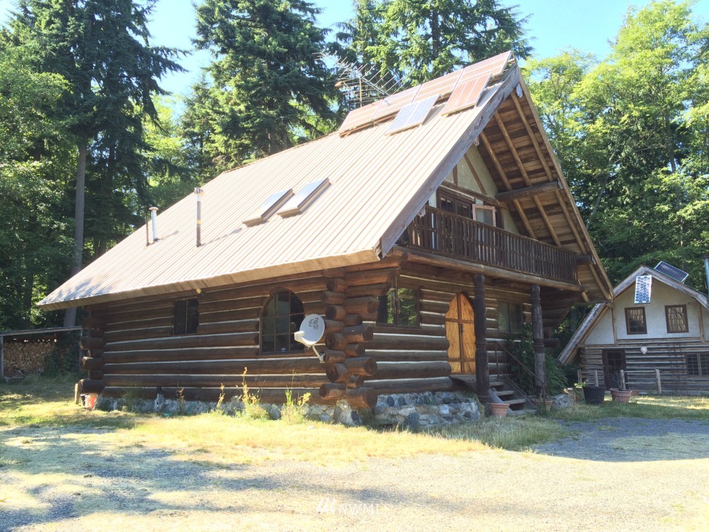 1185 Devries Road Oak Harbor, WA 98277 - Photo 1 of 25 Gallery Image 1