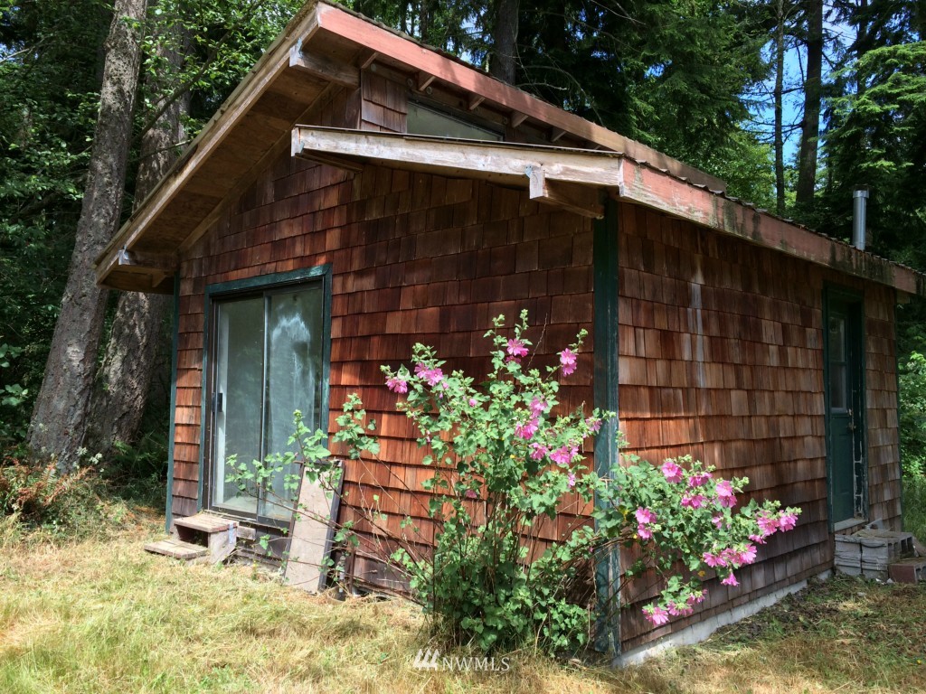1185 Devries Road Oak Harbor, WA 98277 - Photo 20 of 25 Gallery Image 20