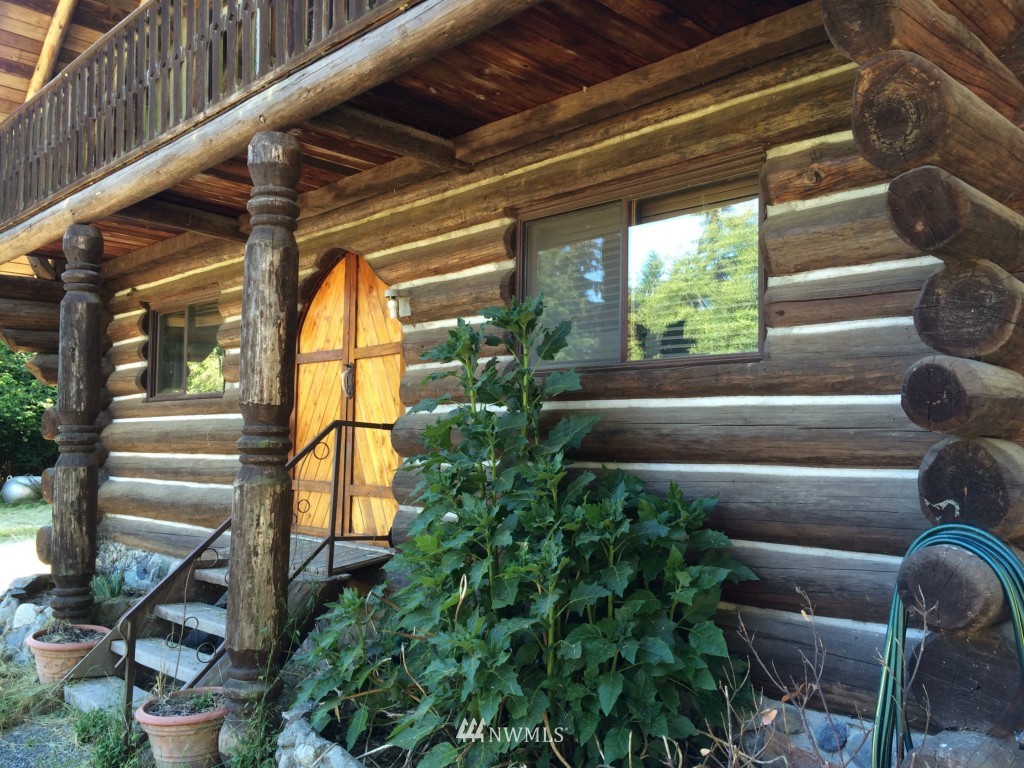 1185 Devries Road Oak Harbor, WA 98277 - Photo 3 of 25 Gallery Image 3