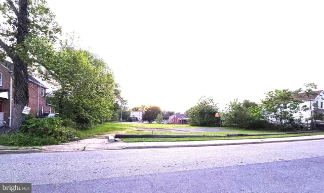 $430,000 | 711 Eastern Avenue Northeast, Fairmount Heights, MD 20743