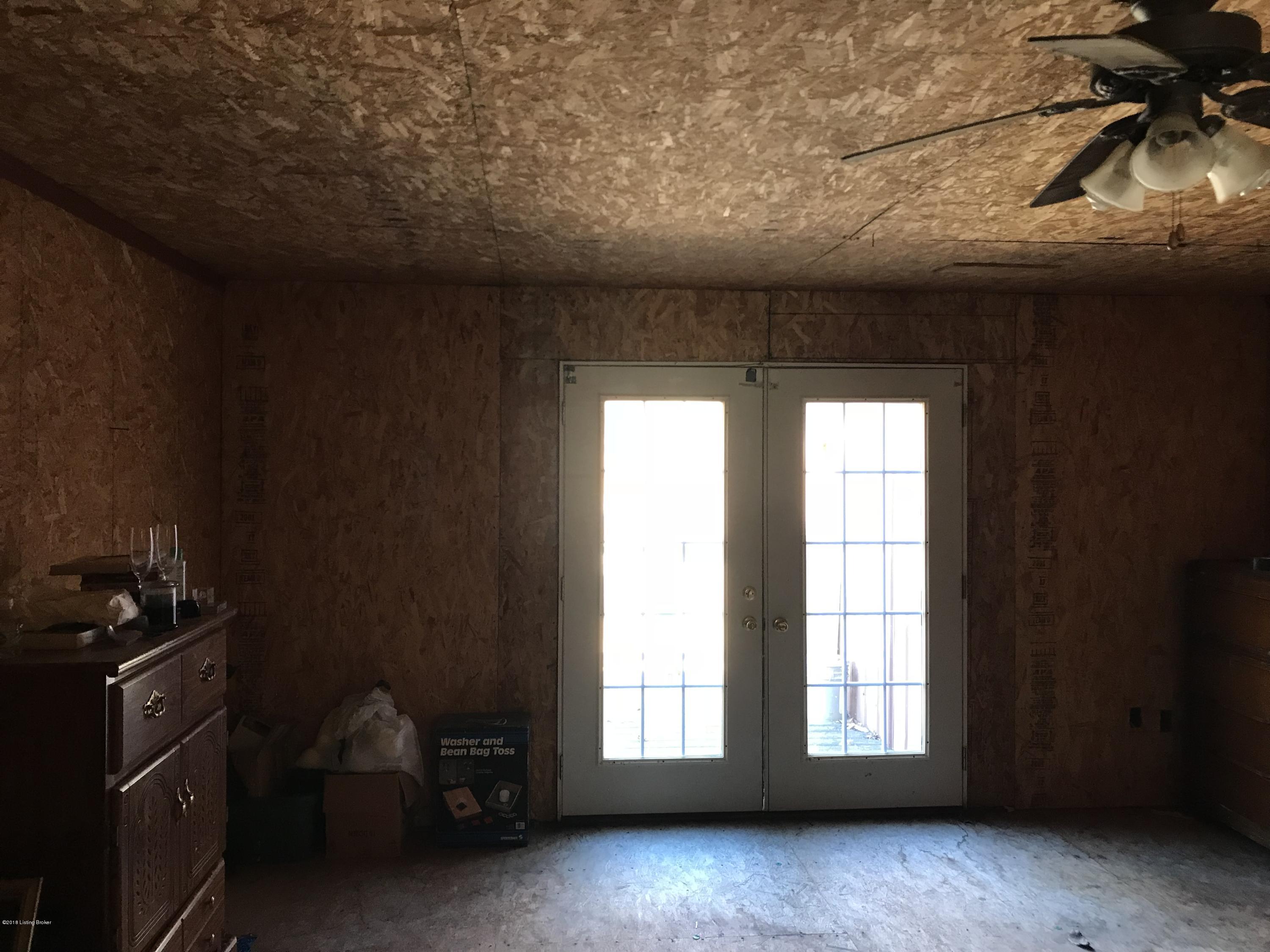 745 Homestead Valley Road New Hope, KY 40052 - Photo 5 of 16 IMG_1298