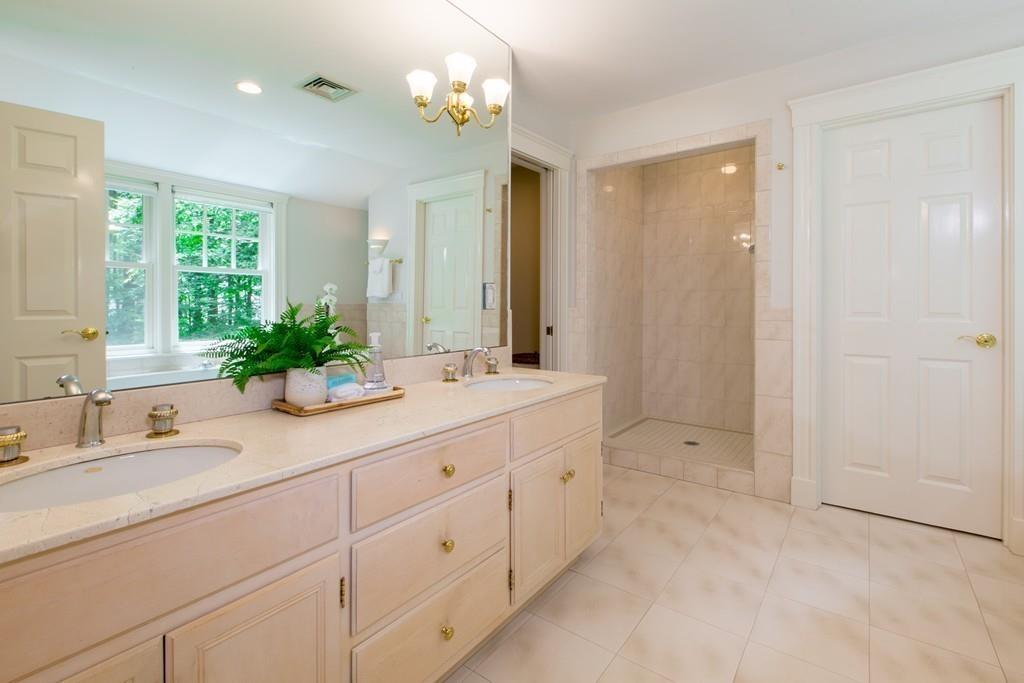 146 Sandy Pond Road Lincoln, MA 01773 - Photo 16 of 33