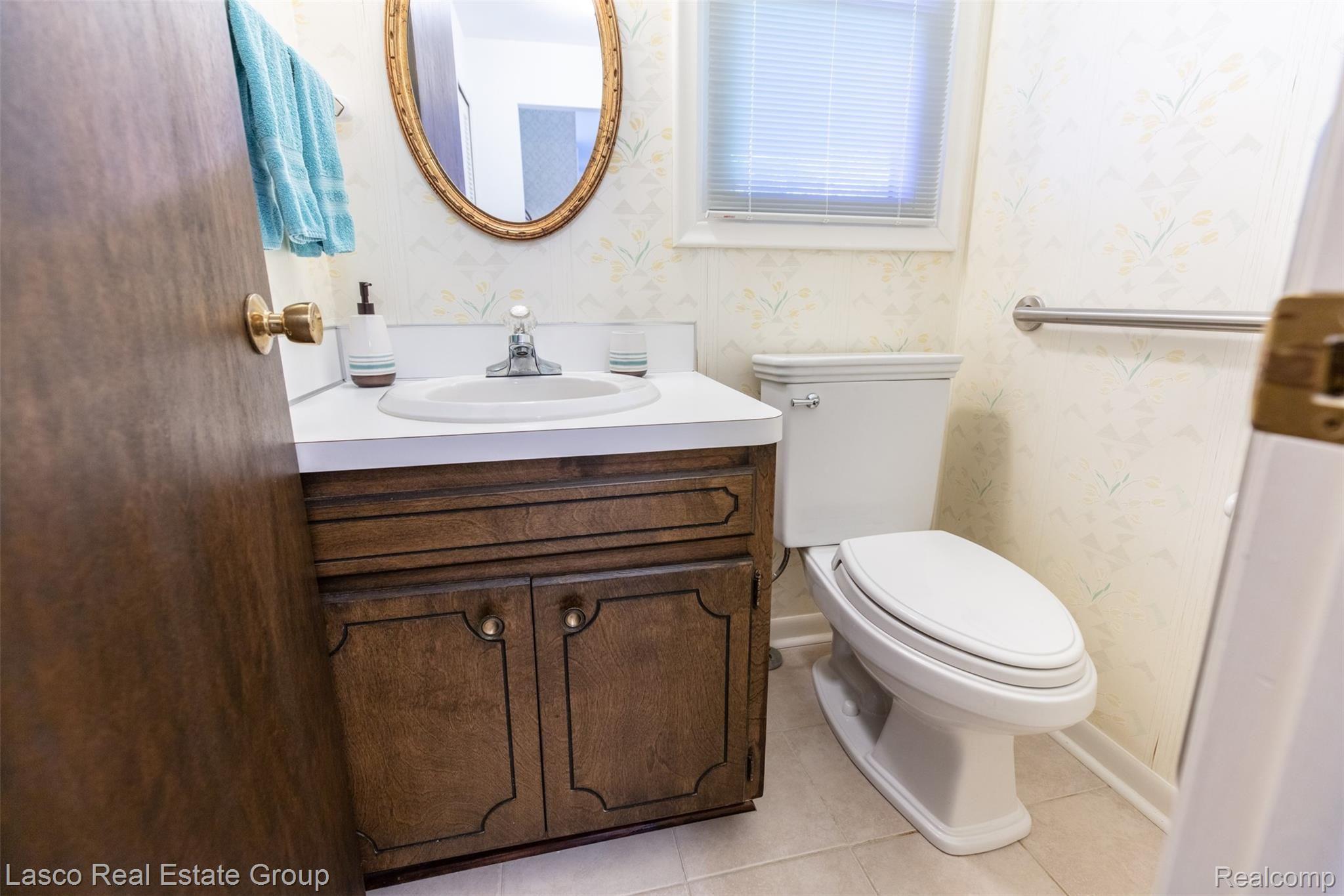 6343 Kings Pointe Road Grand Blanc, MI 48439 - Photo 29 of 44 BPF_8733.jpg