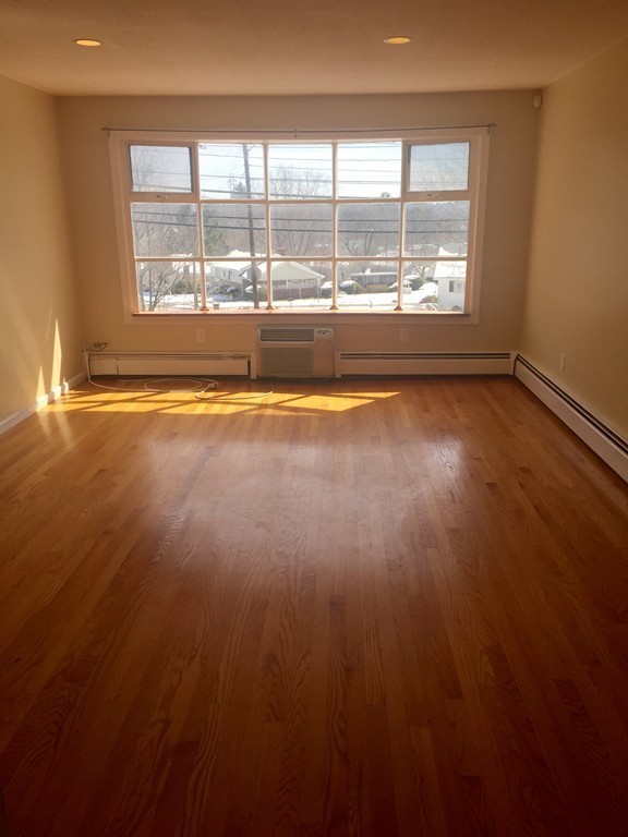 121 Cambridge Road, Unit D Woburn, MA 01801 - Photo 3 of 8 Gallery Image 3