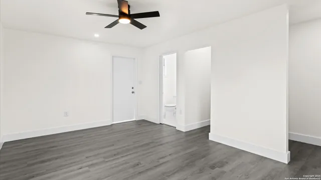 $259,900 | 221 Winn Avenue, Universal City, TX 78148