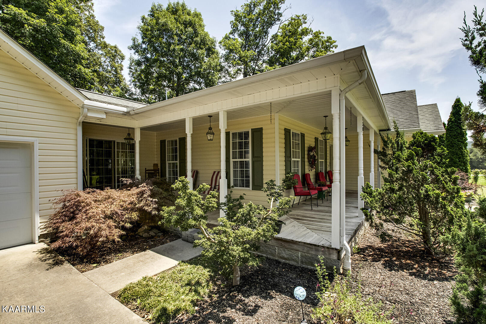230 Robinson Lane Decatur, TN 37322 - Photo 3 of 52 03_RobinsonLane_230_SidePorchEntry