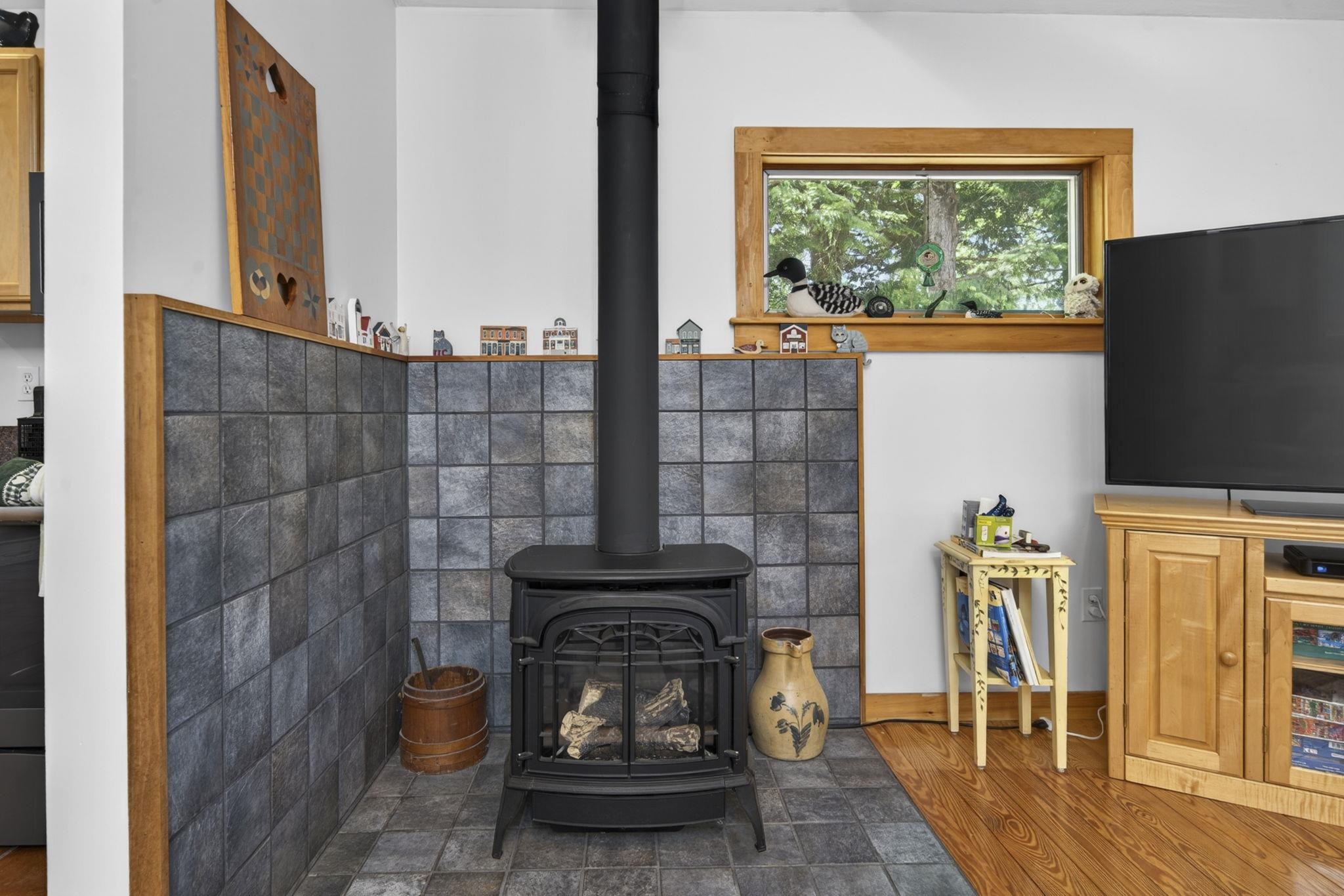2221 Valley Road Stoddard, NH 03280 - Photo 14 of 60