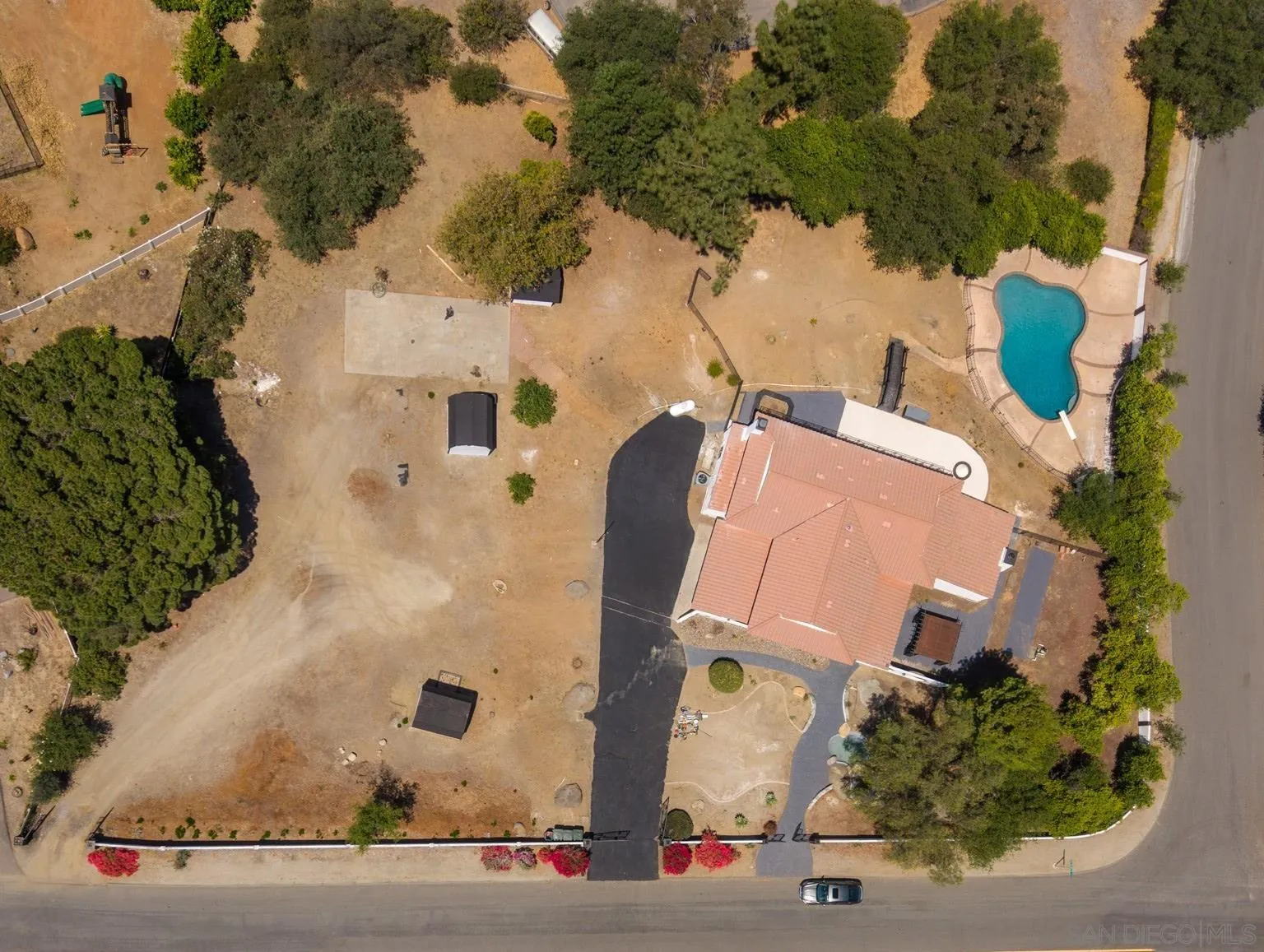614 Sneath Way Alpine, CA 91901 - Photo 3 of 75