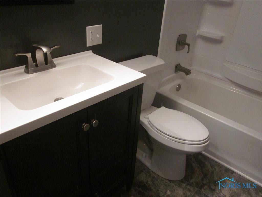110 Ivanhill Road Toledo, OH 43615 - Photo 7 of 19 Gallery Image 7