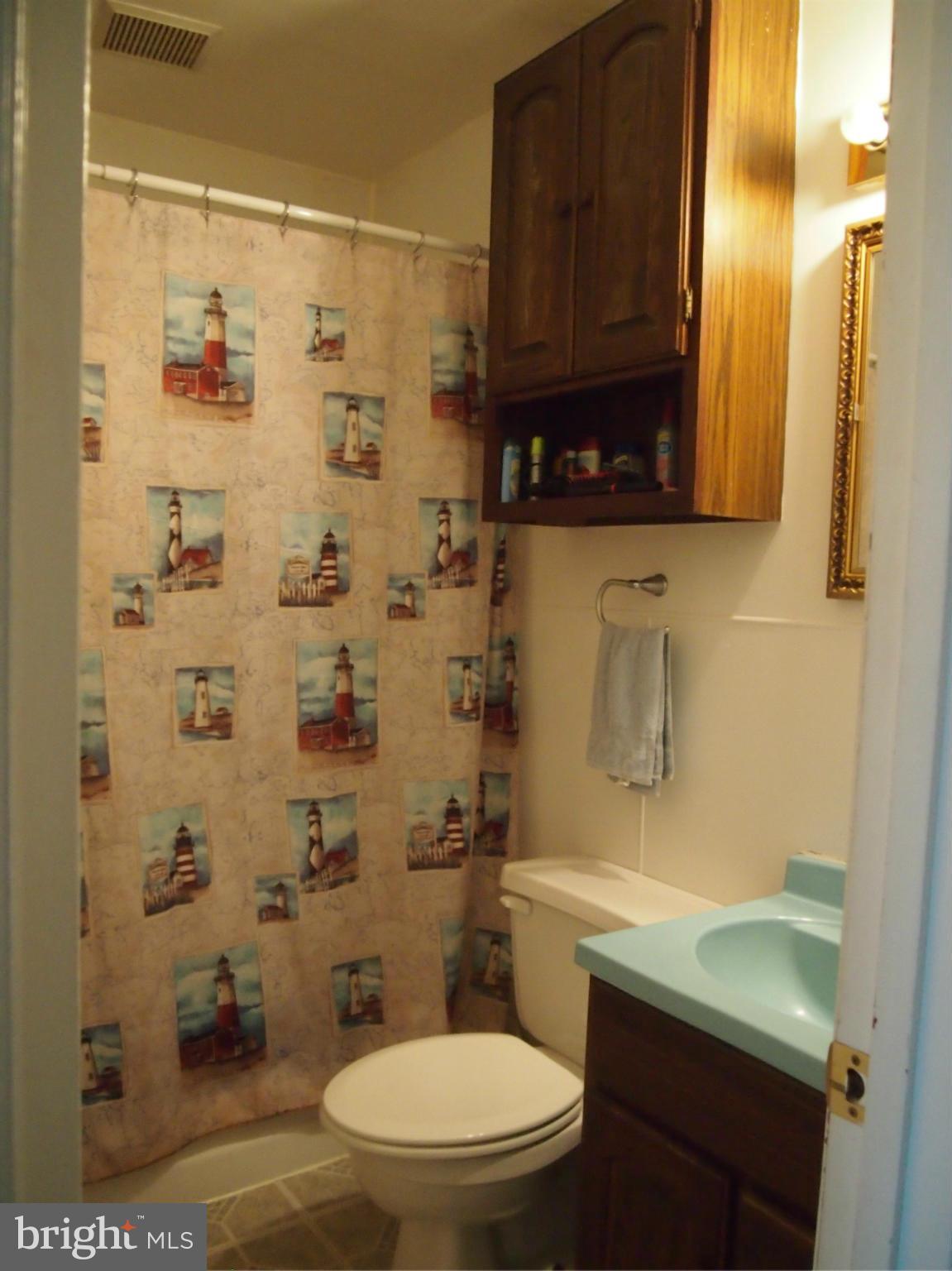 1624 Marlboro Road Edgewater, MD 21037 - Photo 24 of 26 Bath